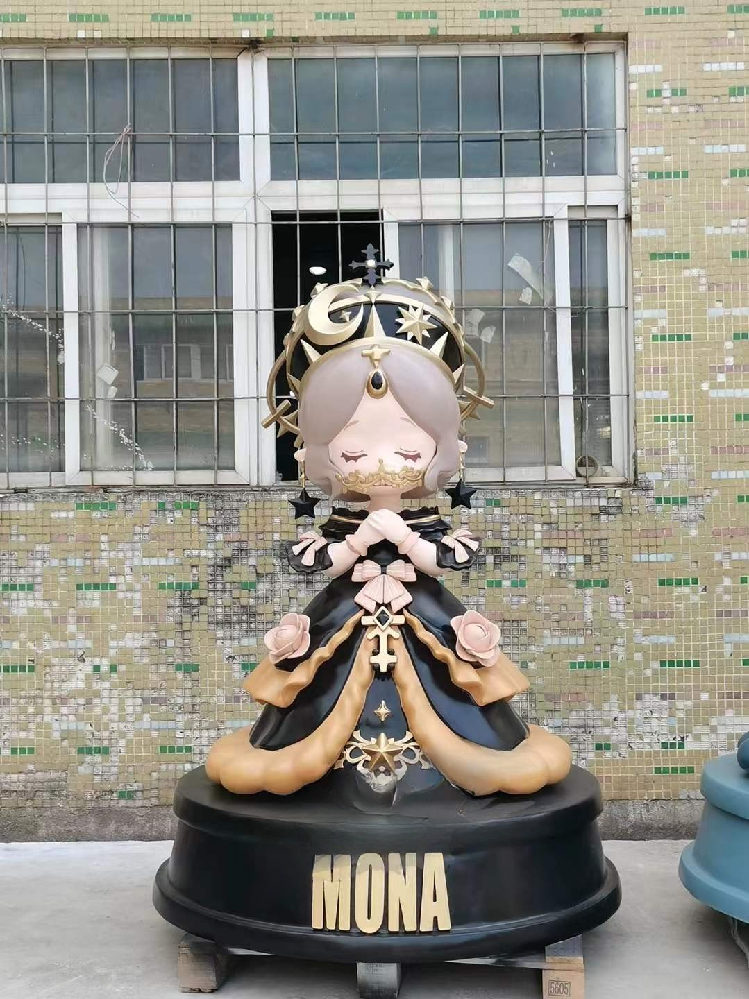 Custom Large Cartoon Character Sculpture – Anime Statue for Commercial Display, Brand IP Installation, Shopping Mall Art & Themed Exhibition
