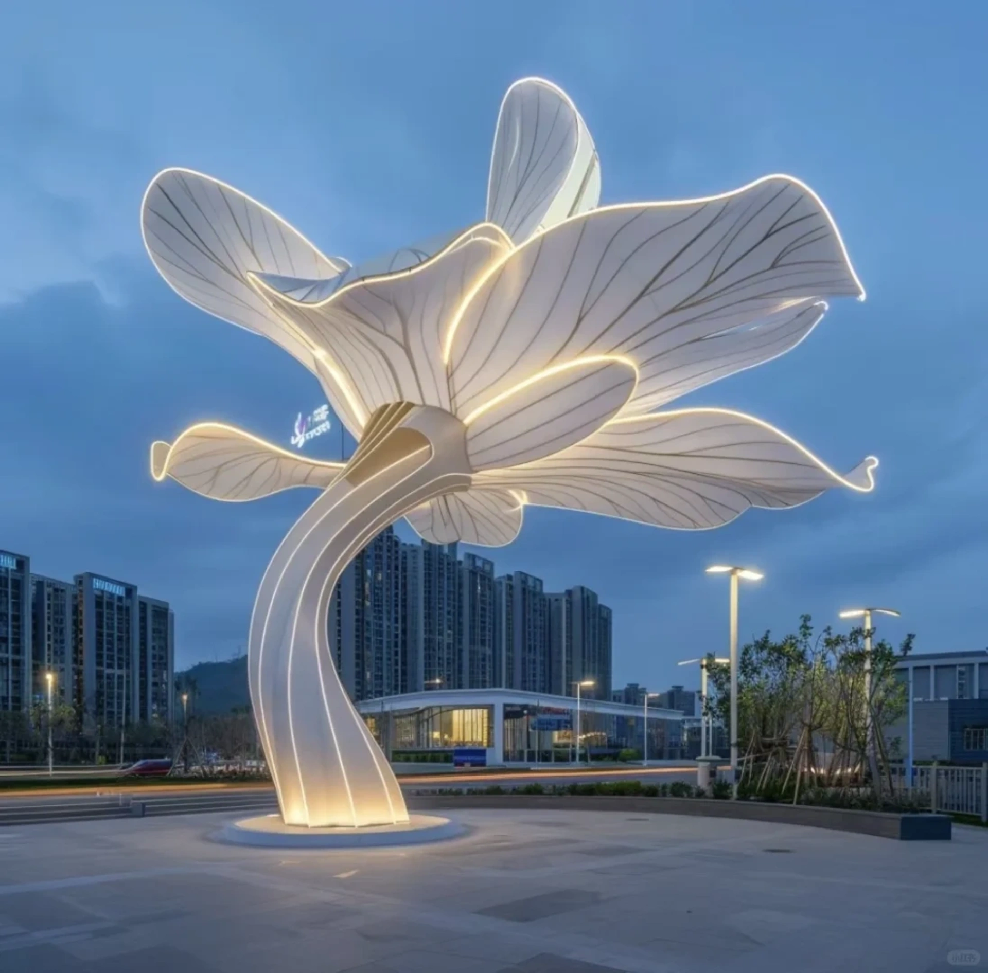 Giant Waterproof LED Flower Plaza Sculpture