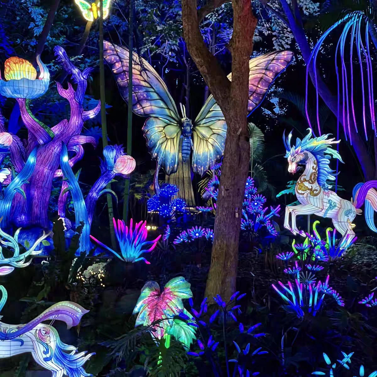 Glowing Forest LED Light Set