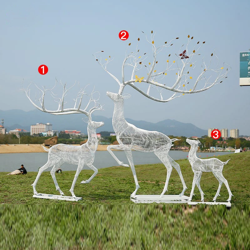 74 Luminous reindeer (5).webp