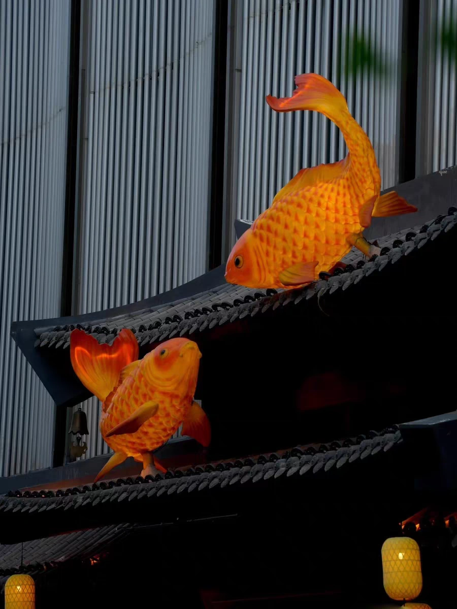 Outdoor Illuminated Koi/Goldfish Lantern Sculpture
