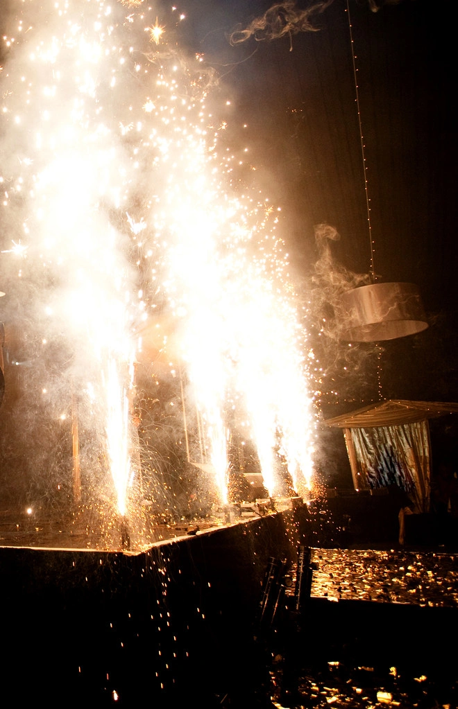 Electronic Sparkler Machine For stage and Event Celebration
